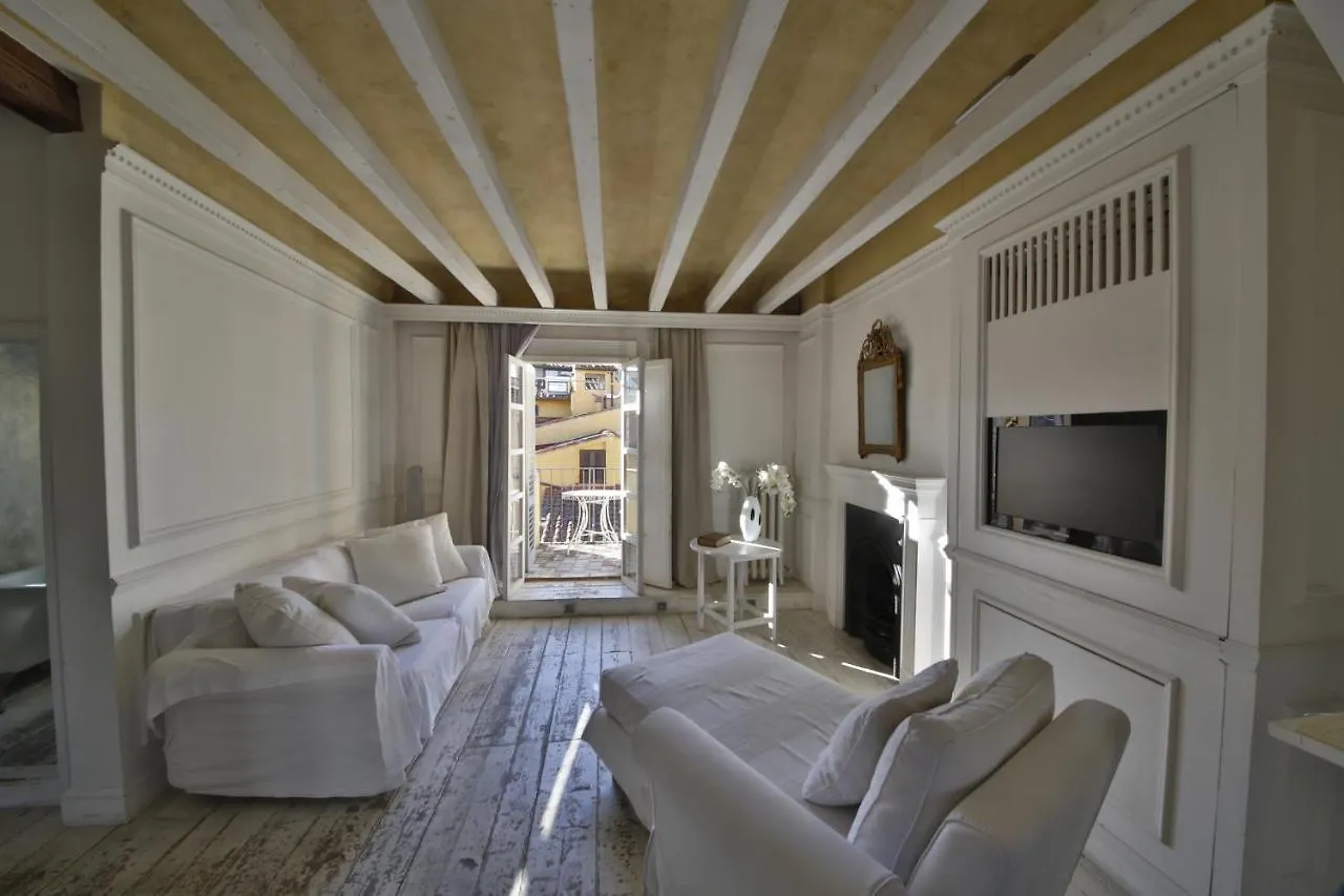 Apartment White Home By Mmega Florence