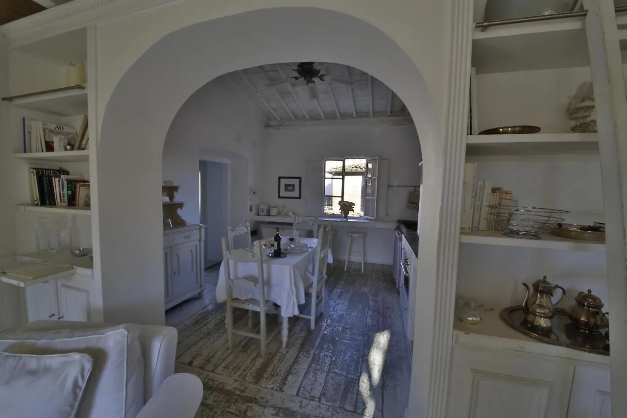 White Home By Mmega Florence Apartment
